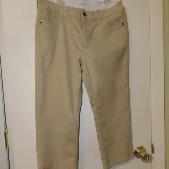 Liz Claiborne  women's  Sz  6 crop pants - Picture 1 of 4